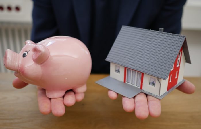 Photo "How does inflation affect the value of real estate?"